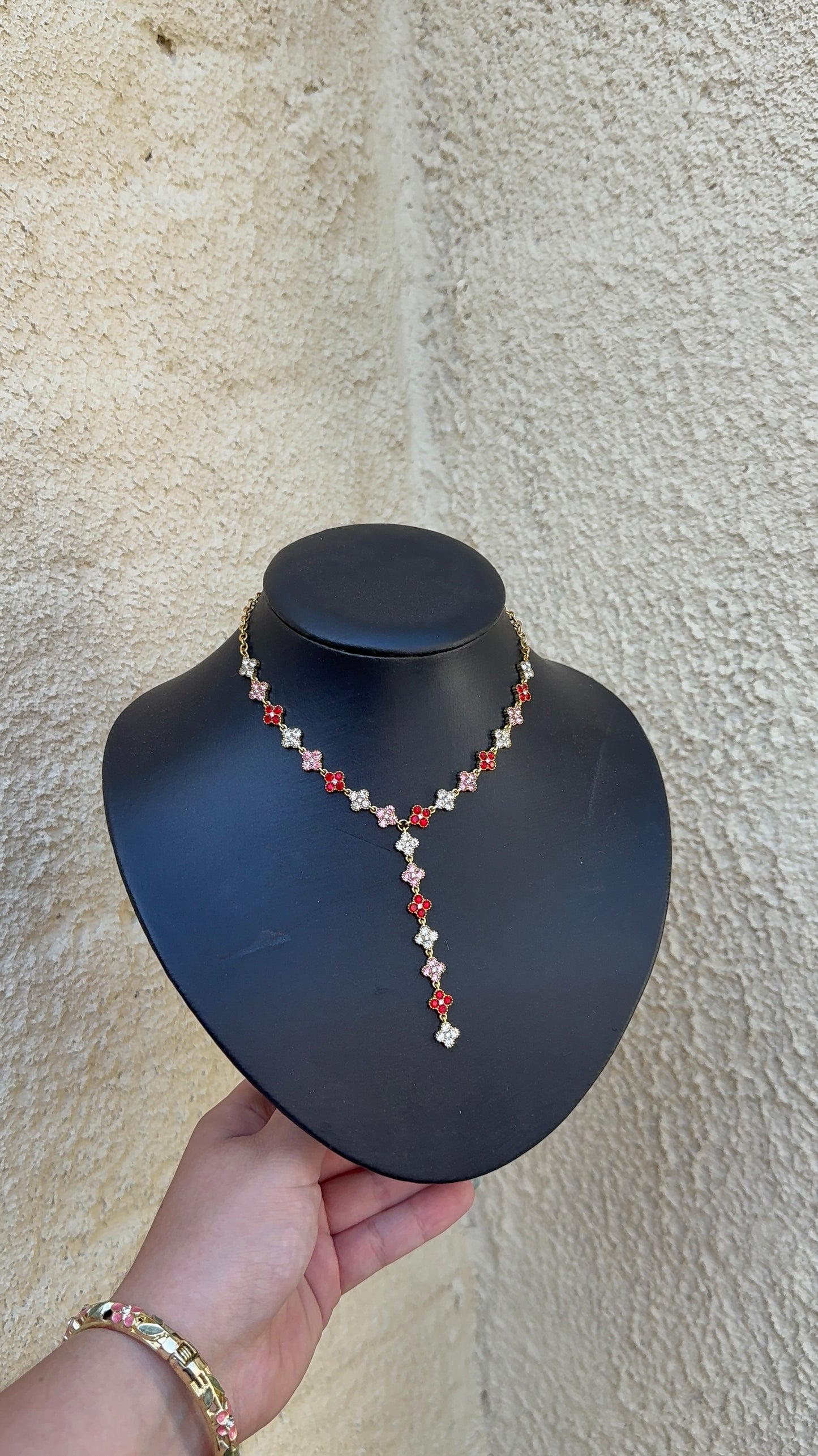 Collier trèfle en Y rouge DIANA