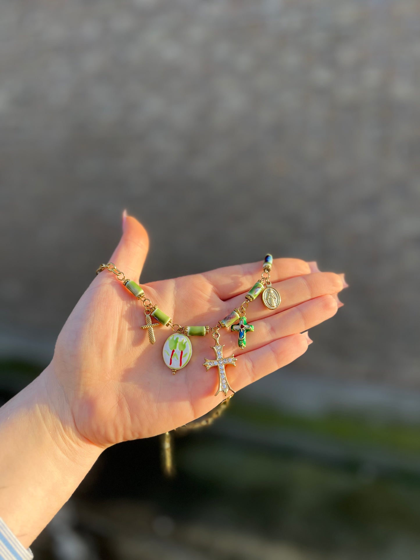 collier JADE