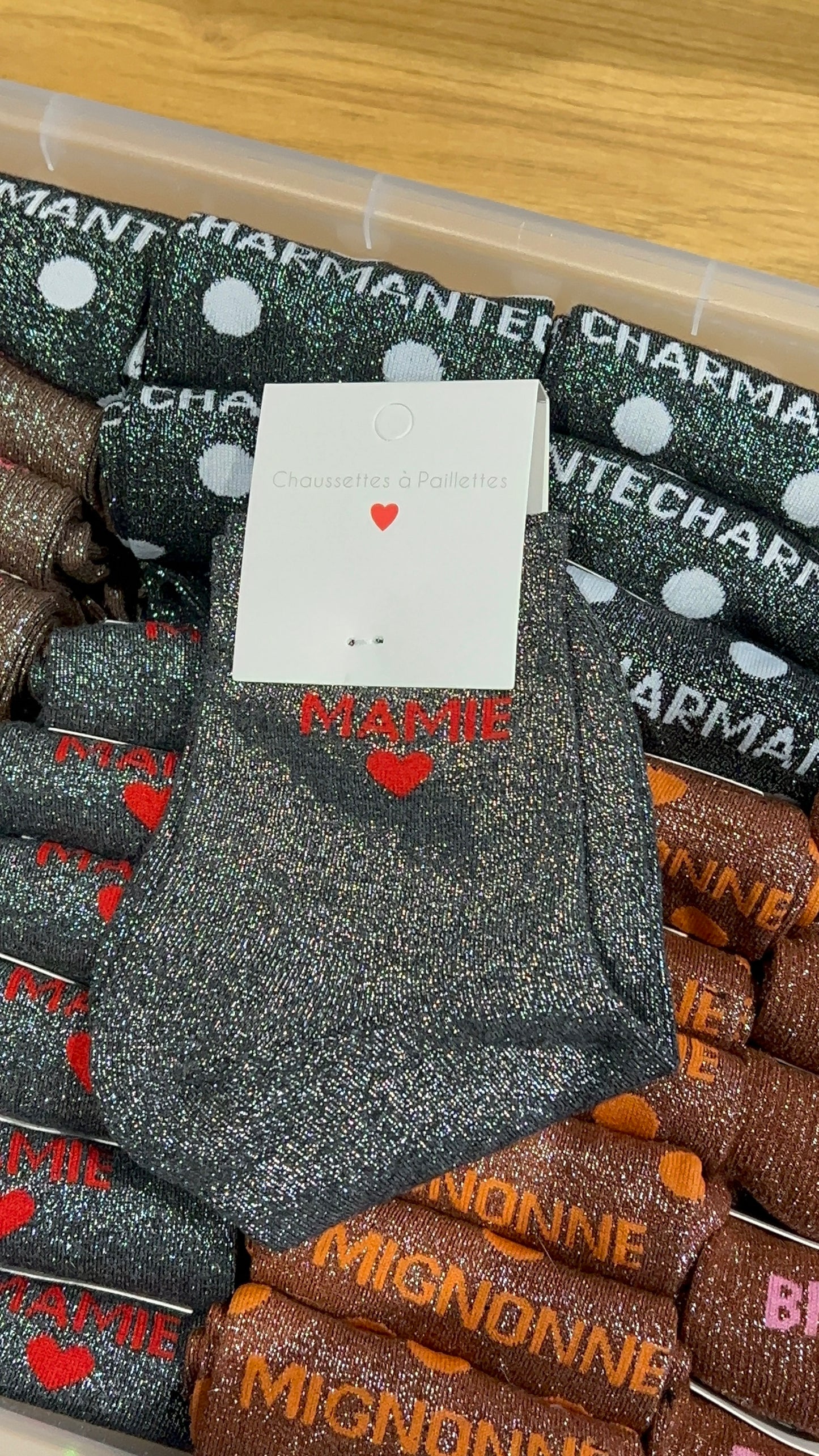 Chaussettes à paillettes ( plusieurs modèles)