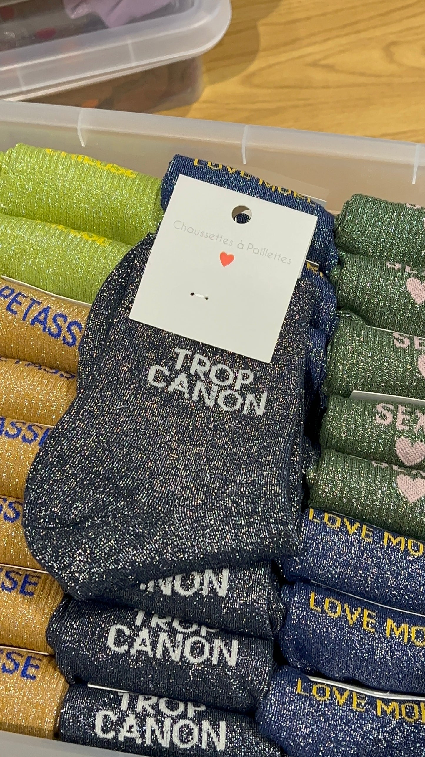 Chaussettes à paillettes ( plusieurs modèles)